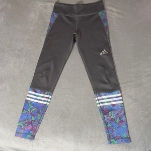Original Adidas Leggings, Size Juniors Medium;10/12. Can also be size S adults.